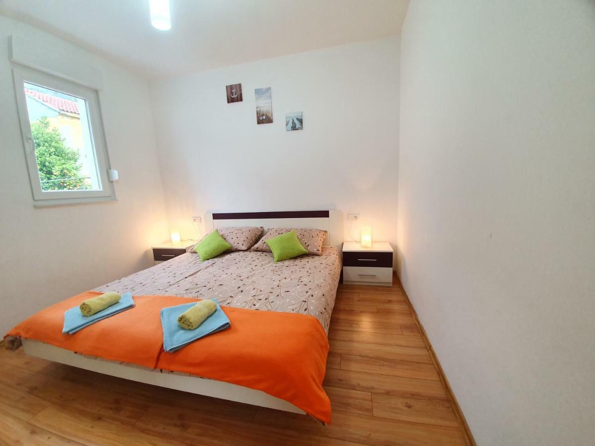 Apartments Lara Drvenik  Dış mekan fotoğraf