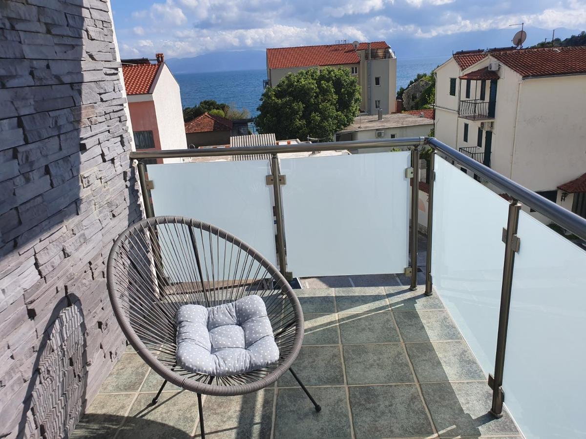 Apartments Lara Drvenik  Dış mekan fotoğraf